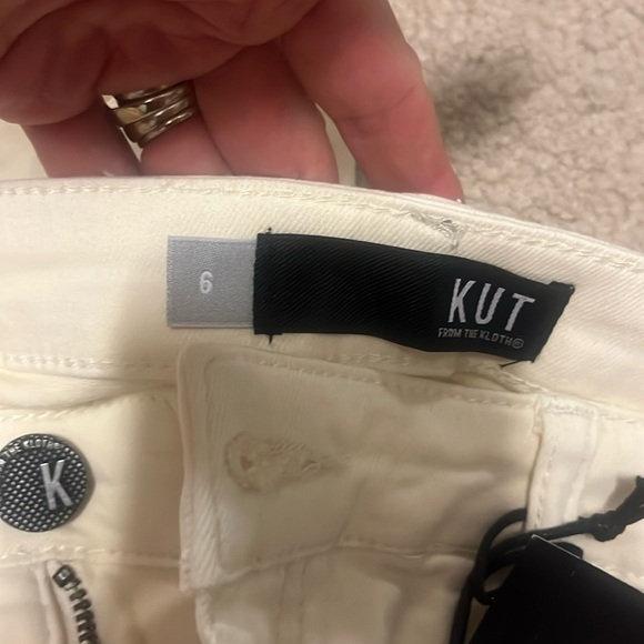 Kut from the Kloth Ecru Connie Fab Ab Ankle Skinny Jean - Picture 8 of 11